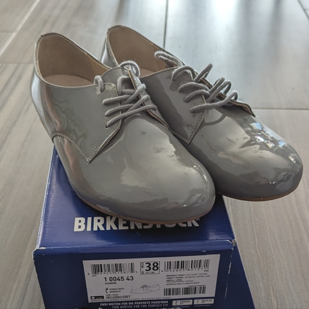 NEW Birkenstock Saunders patent leather 7 7.5 38